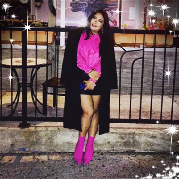 Meet your Posher, Riley - Picture 2 of 4